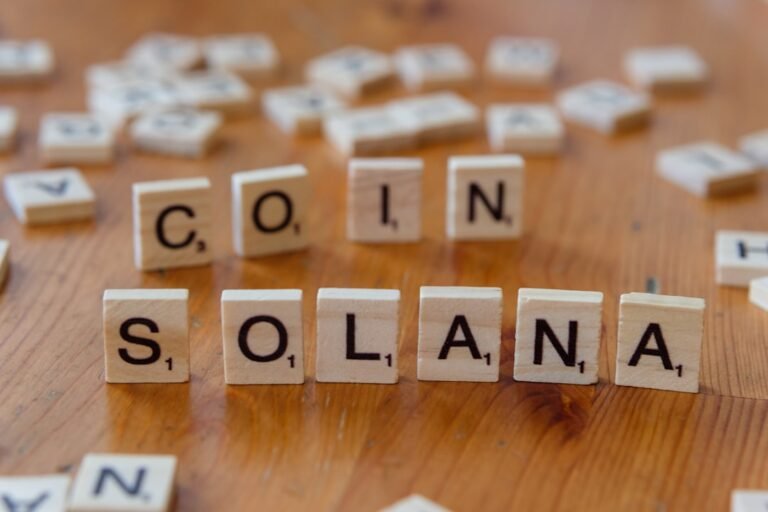 Solana price prediction 2026 - Photo by Markus Winkler on Unsplash
